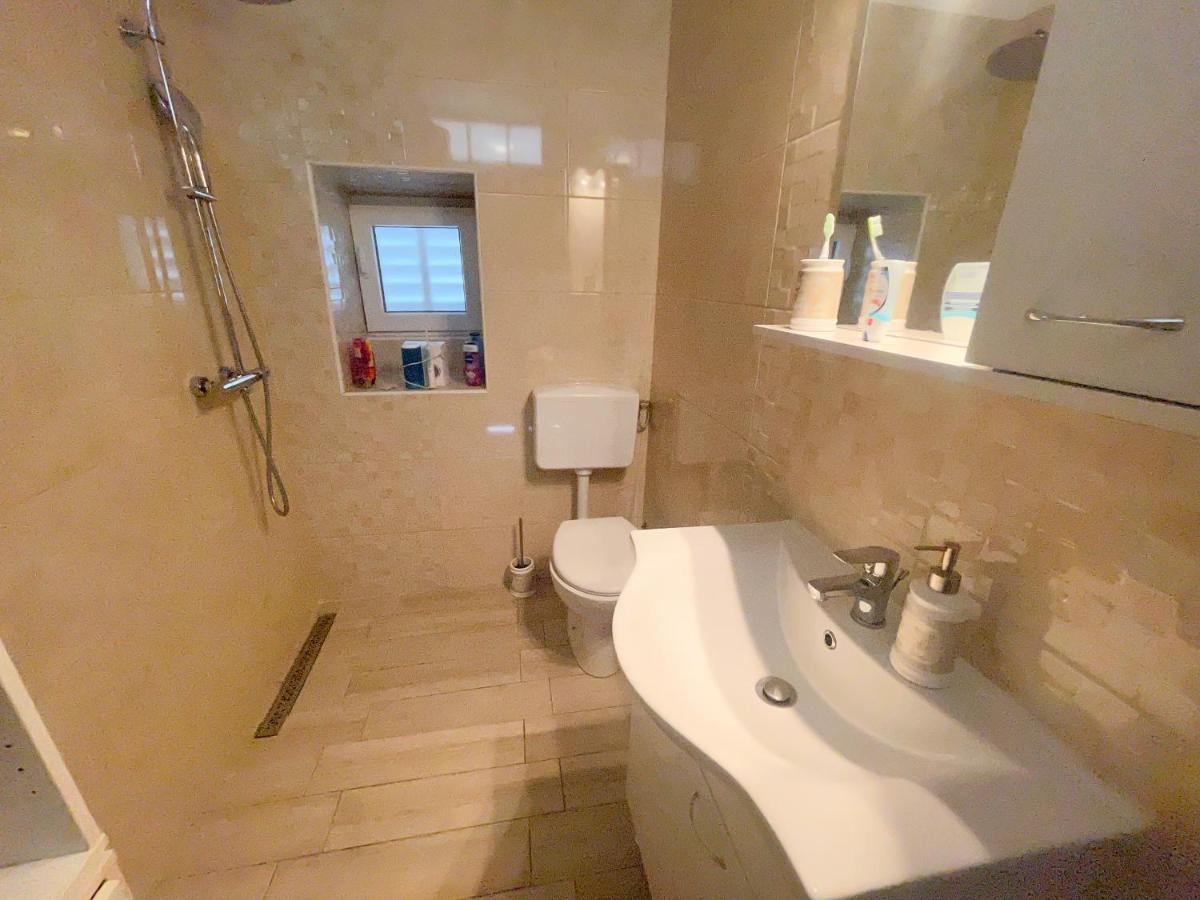 Apartmani Fabijan&Florijan Dramalj Exteriér fotografie